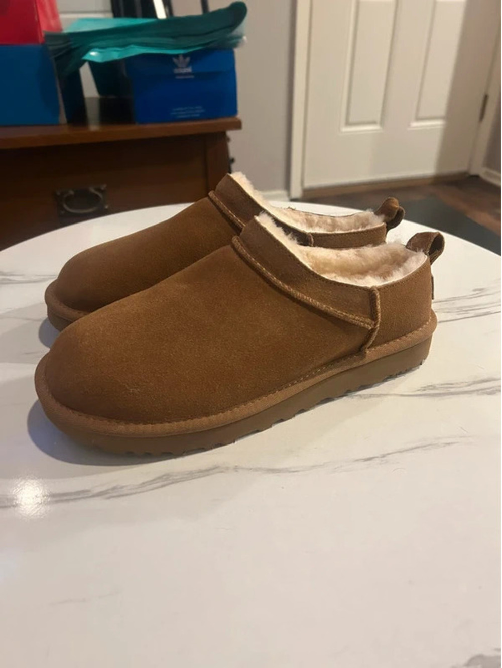UGG Classic Micro Chestnut Women’s Size 8 – Brand New